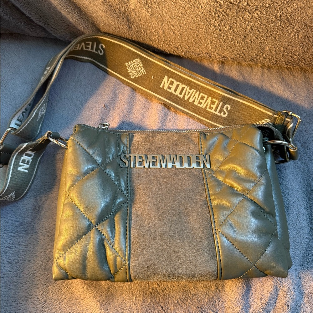 Steve Madden crossbody bag